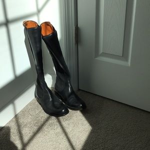 Size 7 Black Frye Boots